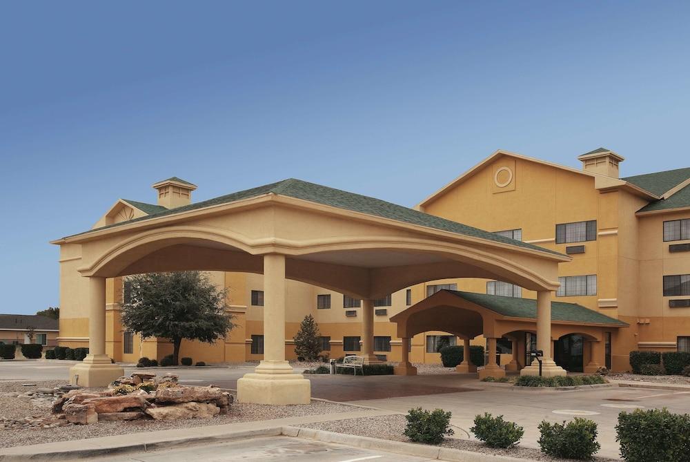 קלוביס Comfort Suites מראה חיצוני תמונה