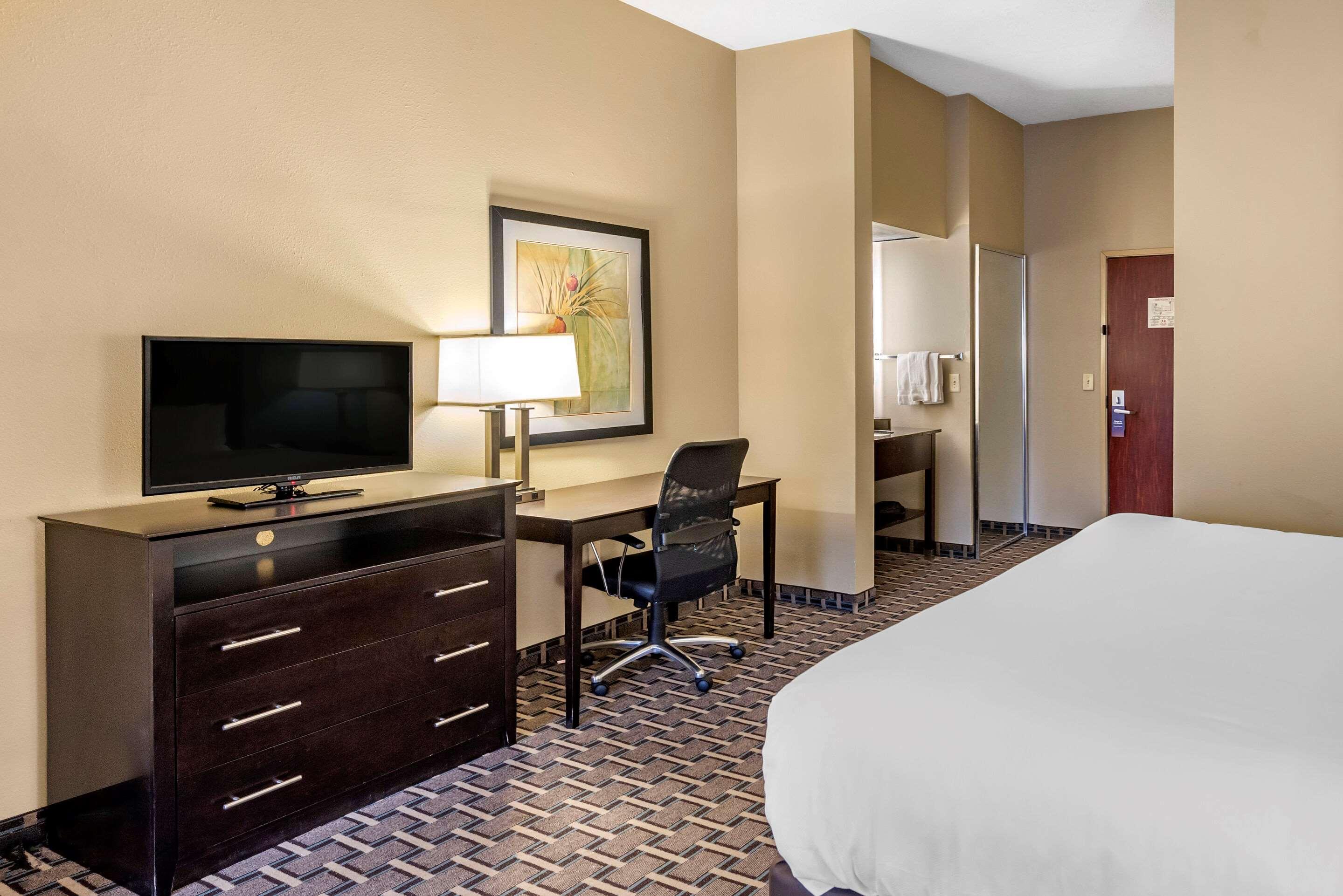 קלוביס Comfort Suites מראה חיצוני תמונה