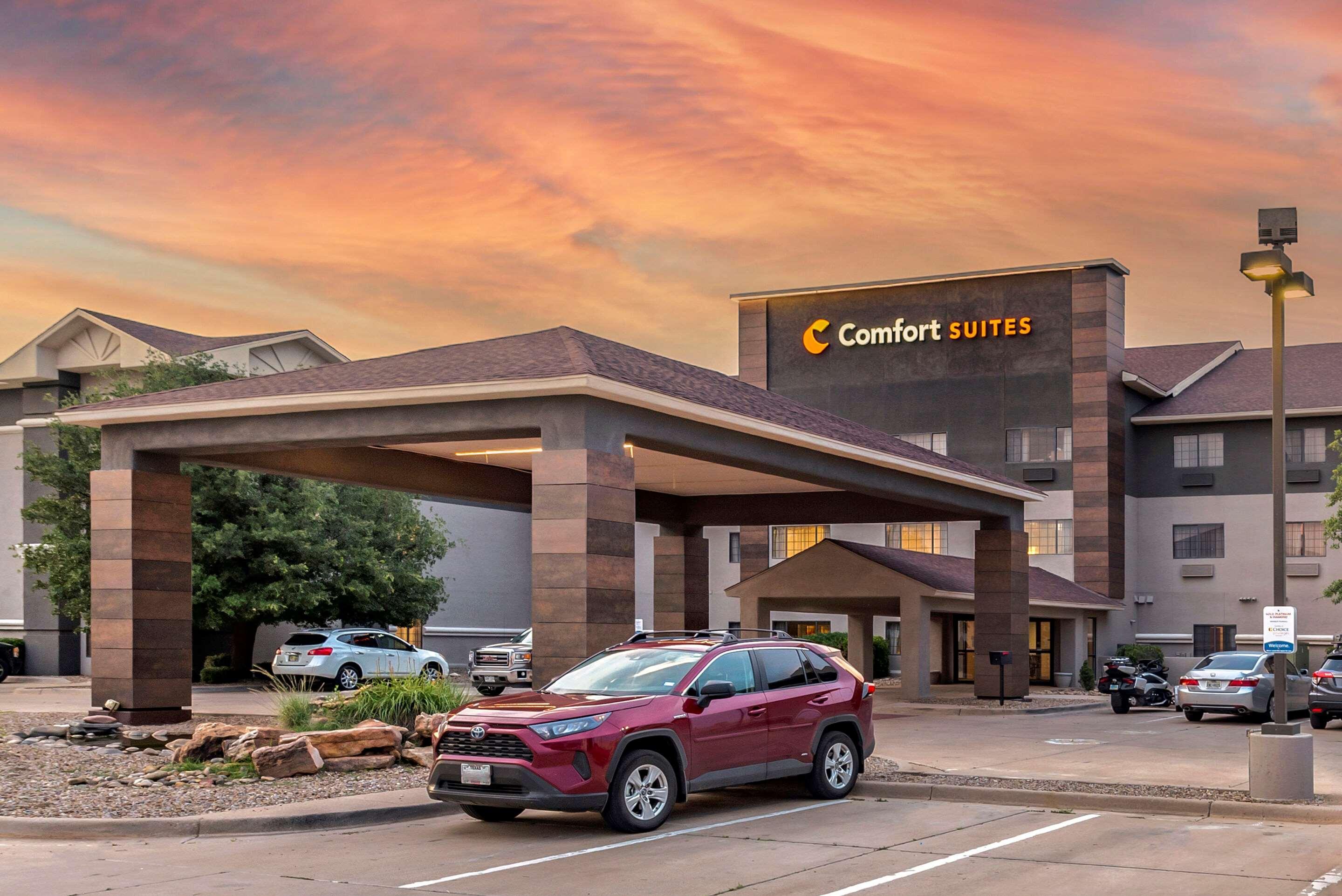 קלוביס Comfort Suites מראה חיצוני תמונה
