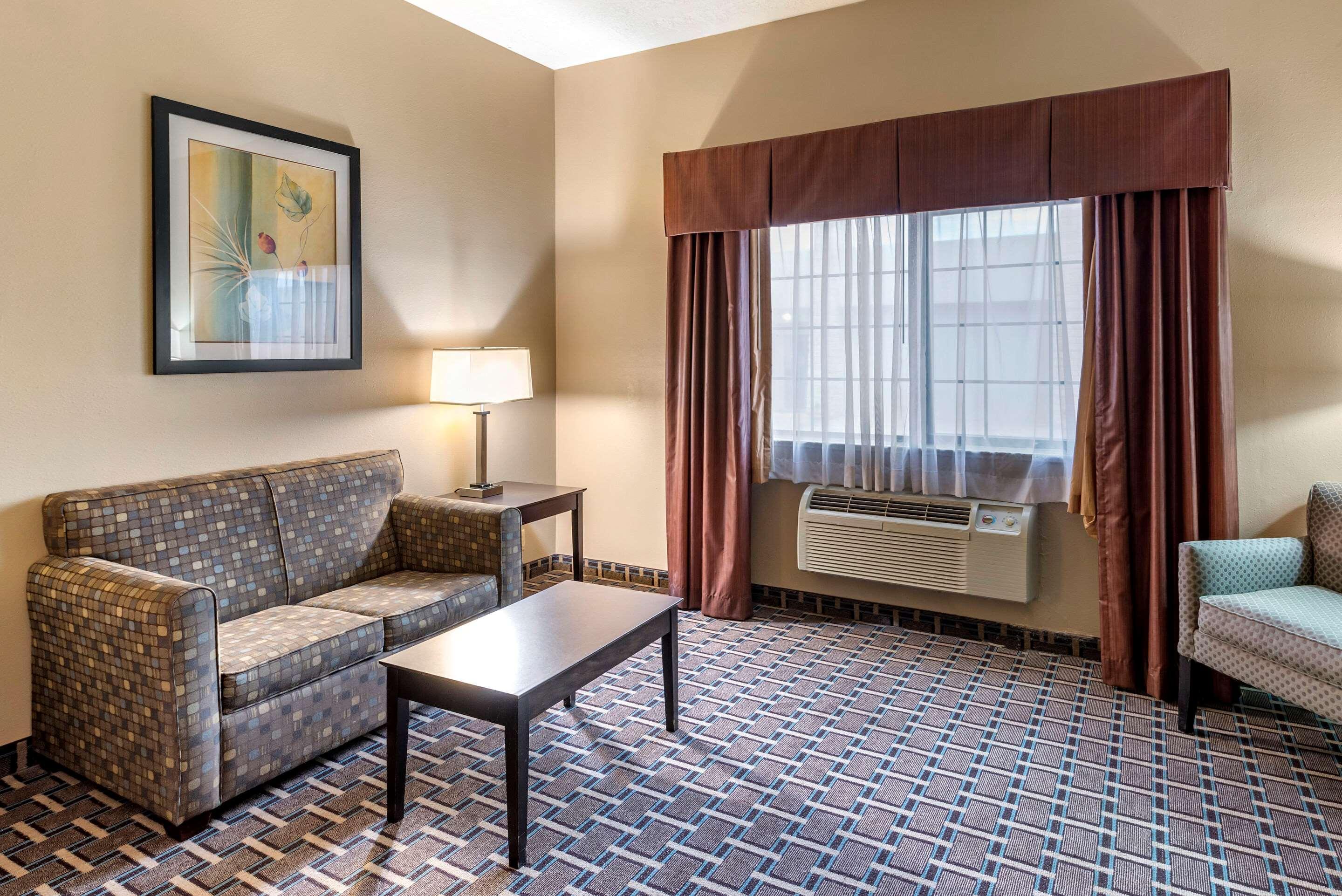 קלוביס Comfort Suites מראה חיצוני תמונה